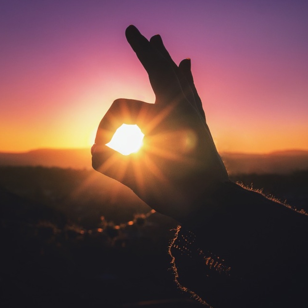 Meet your Posher, Sunset moon vintage